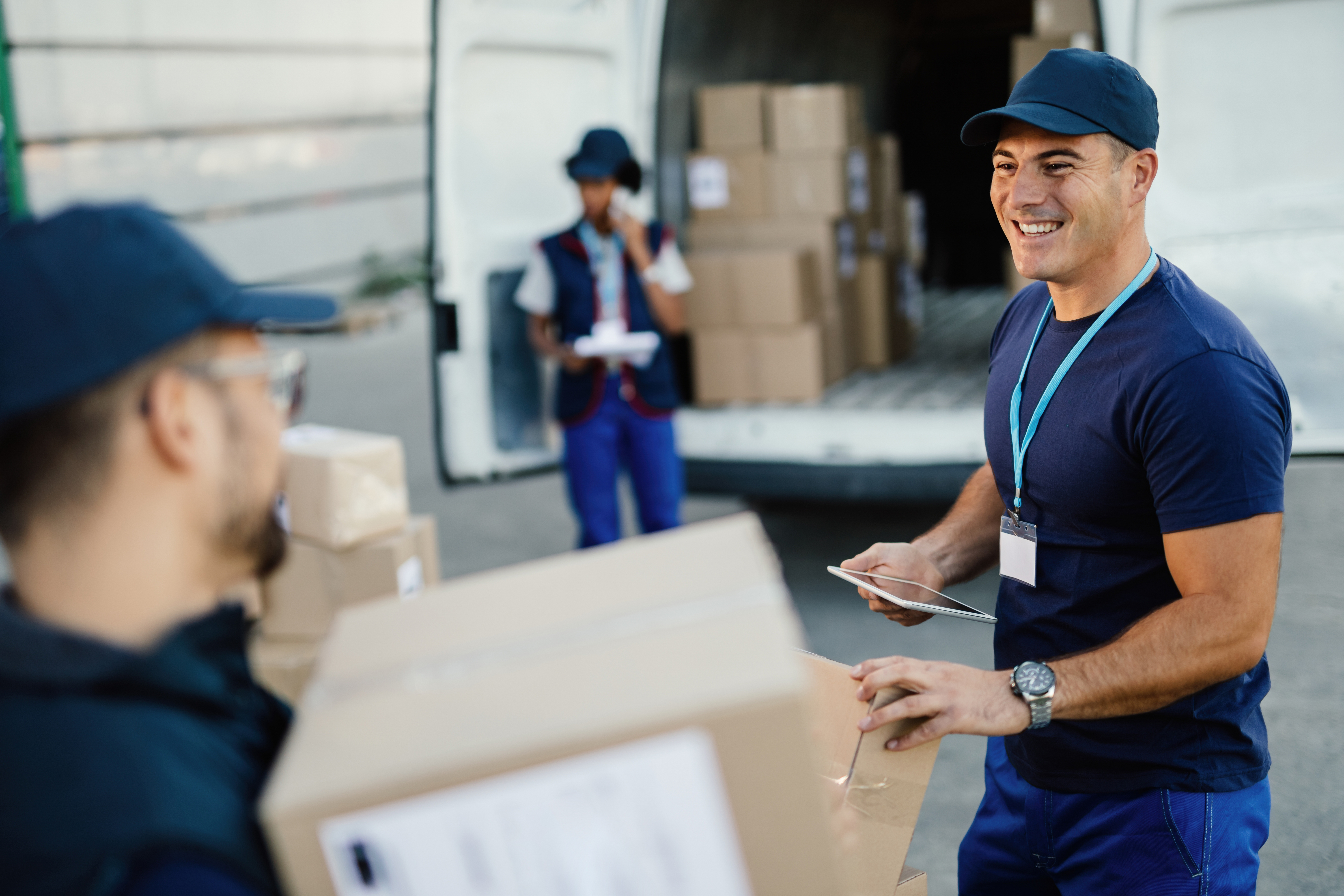 𝐄𝐬𝐬𝐞𝐜𝐢 𝐬.𝐜.𝐚.𝐫.𝐥. offre servizi di logistica integrata, che estende e combina insieme le attivit&agrave; di trasporto, stoccaggio e gestione dei flussi di informazione e di merci.